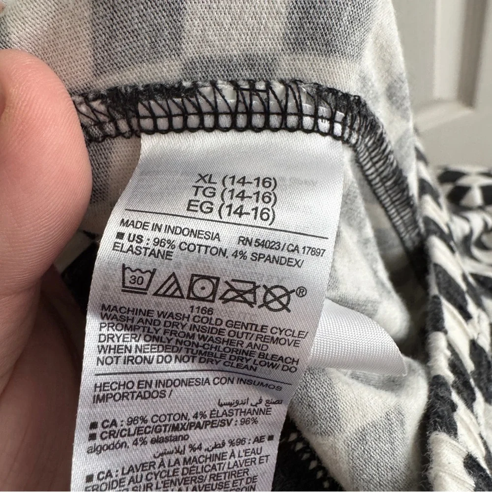 Old Navy lot of 3 leggings size‎ XL 14-16 flower checkered
